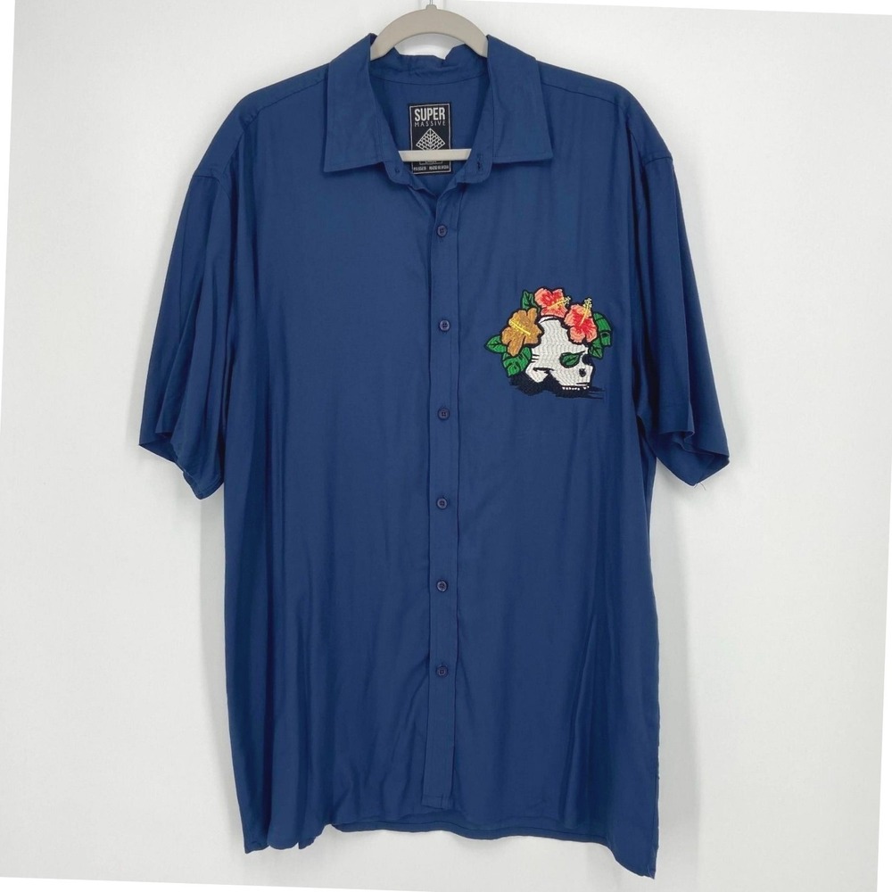 Super Massive Short Sleeve Button Down Shirt Size L‎ Blue Dark Tropical Goth